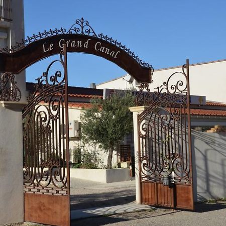 Le Grand Canal Martigues Luaran gambar